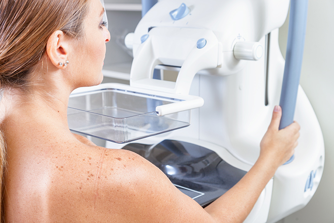 La lumpectomía es la extracción de un tumor en el seno