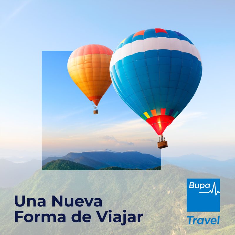 Poster de globos sobre las montañas con el texto: "una nueva forma de viajar".