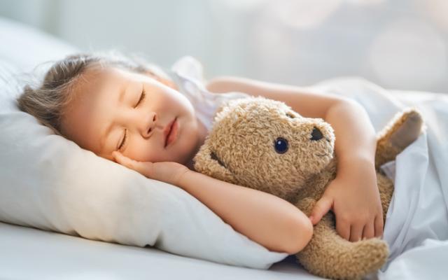 Cuántas horas debe dormir un niño?