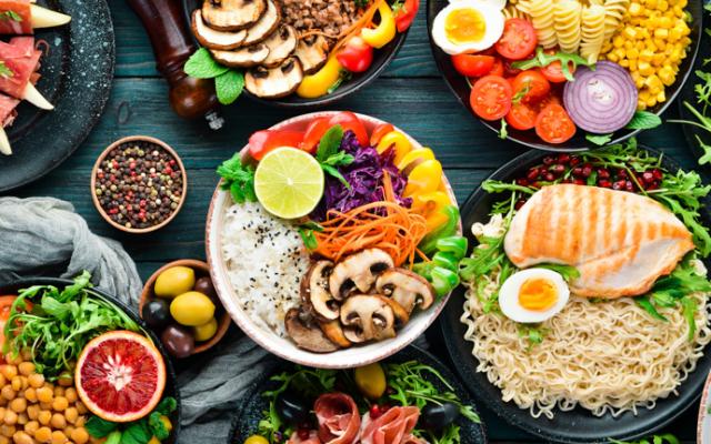 Ejemplos de alimentos para fortalecer el sistema inmunológico.