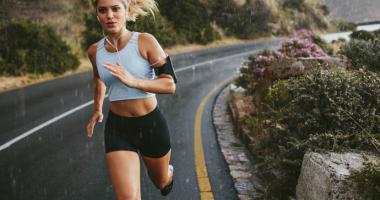 Mujer corriendo