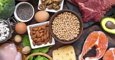 Alimentos constructores ricos en proteínas 